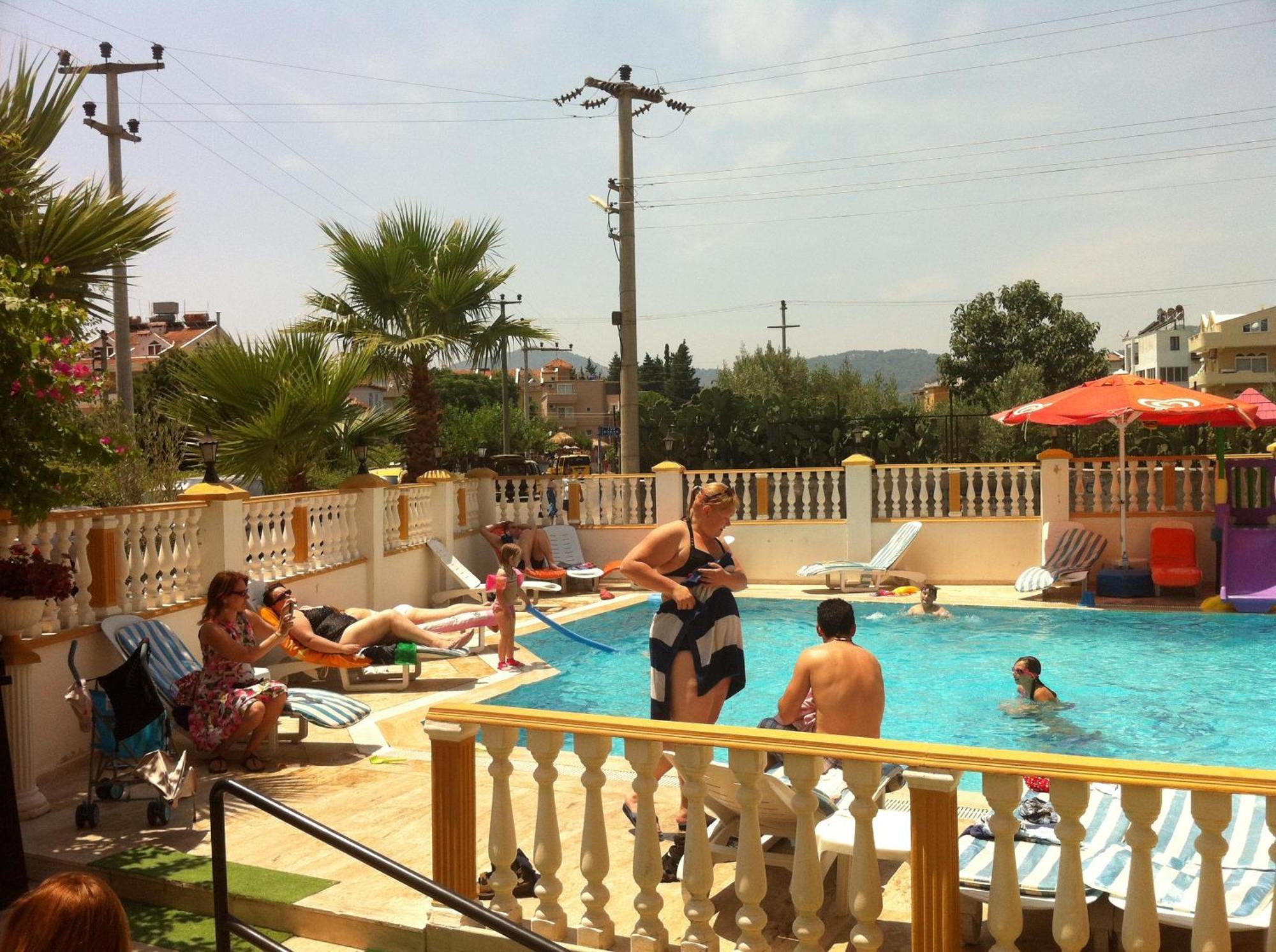 Irem Apart Hotel Marmaris Exterior foto